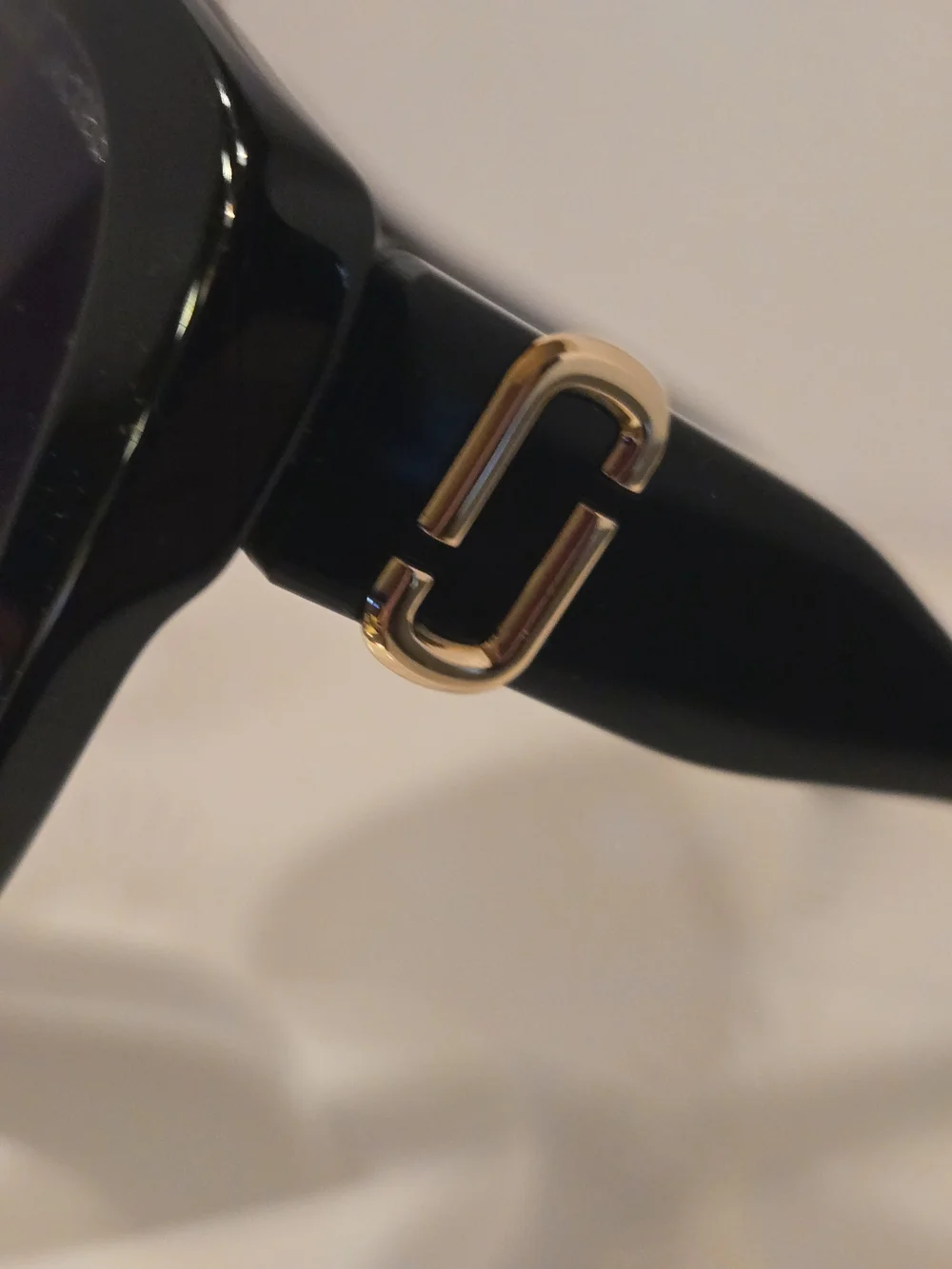 Marc Jacobs Black Frame Sunglasses with Gradient Purple Lenses